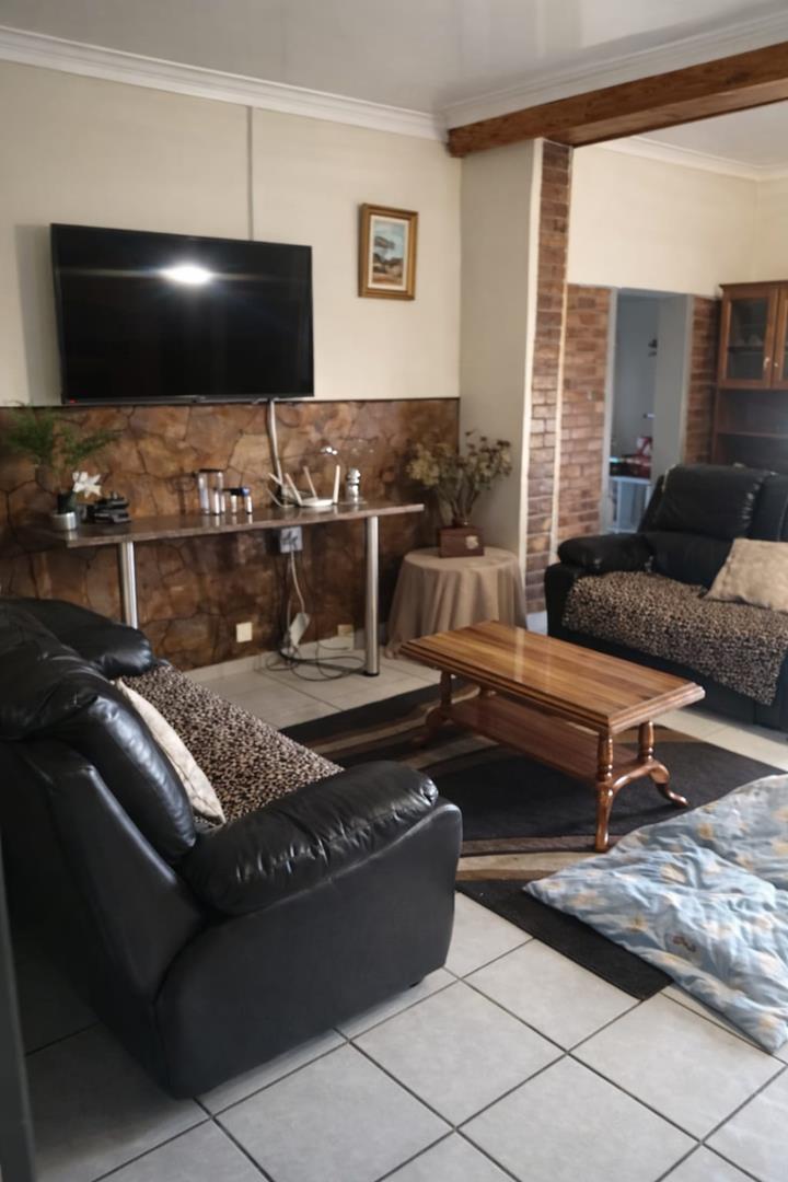 13 Bedroom Property for Sale in Bloemhof North West